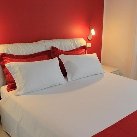 Rooms Il Punto Песк'єра-дель-Гарда Екстер'єр фото